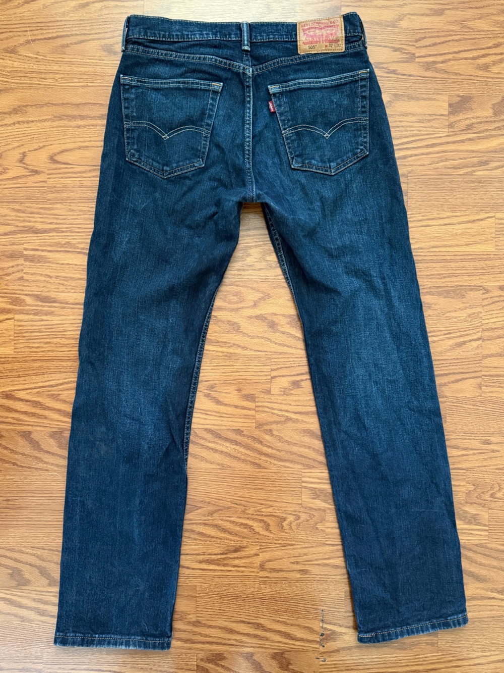 Levi Strauss Men's 505 Straight Jeans in Dark Blue Denim Size 32 x 32 EUC - Picture 2 of 13